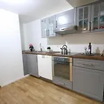 شقة Modern & Central Apartment With Private Garden *