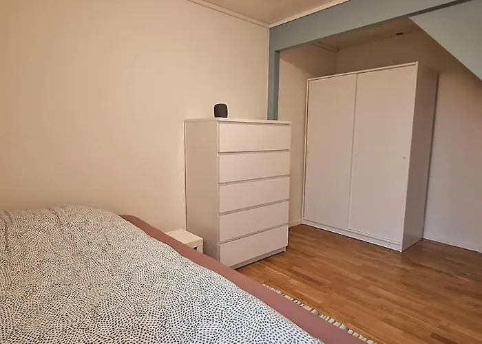 Modern And - With A Garden Апартаменты *